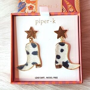 ❤️ Piper Cowgirl Boot Earrings